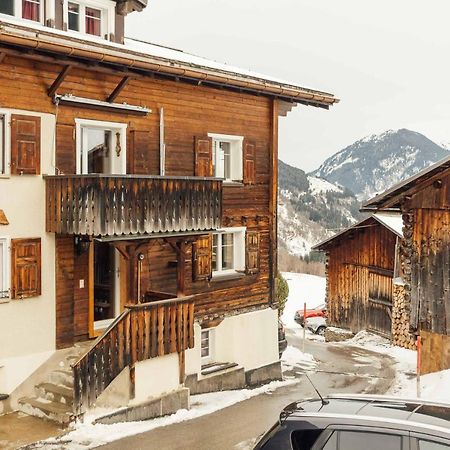 Апартаменты Casa Nacla Sedrun/Surrein Экстерьер фото